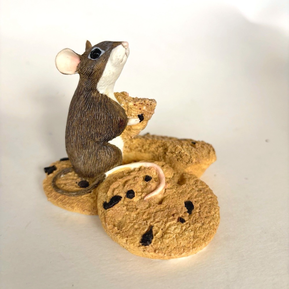 Munro After the Party Mouse on Chocolate Chip Cookie Figurine Mice Figure 1994